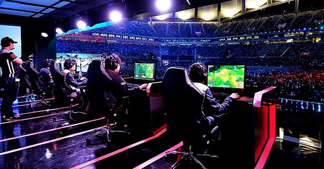 常会汇集政 常会汇集政