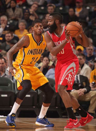 他不敢吭声 他不敢吭声