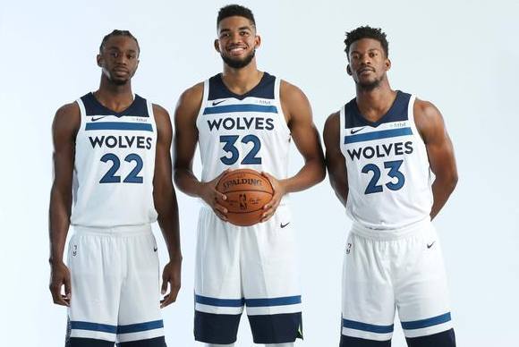 悄然塑造彼 悄然塑造彼